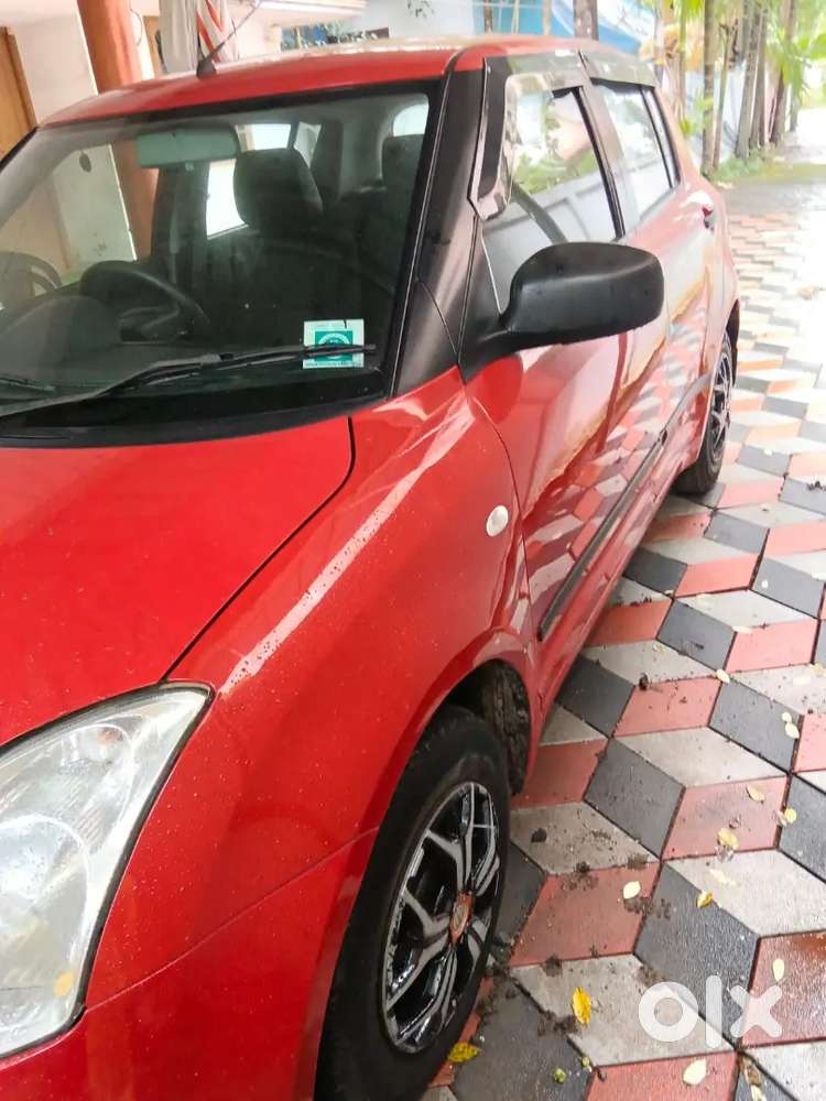 Swift Maruti Petrol 2006 Manual Second-owner