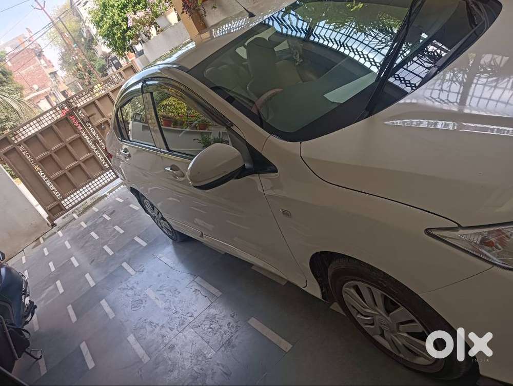 Single Handed Family Car In A Very Good Condition