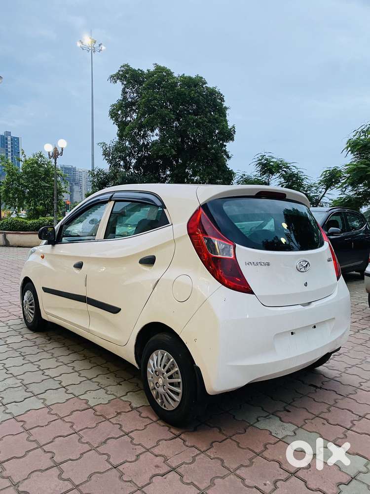 Hyundai Eon Era +, 2017, Petrol