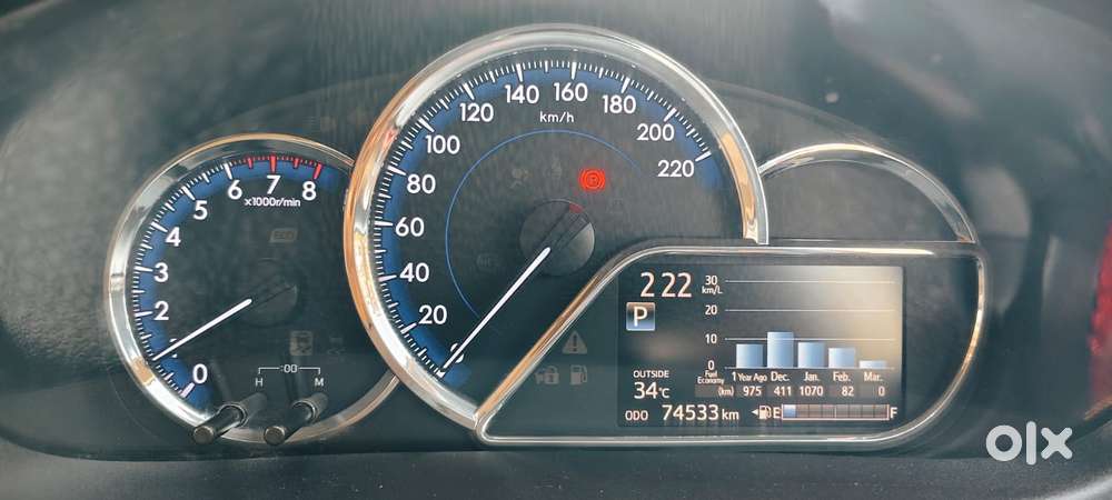 Toyota Yaris V Cvt, 2019, Petrol