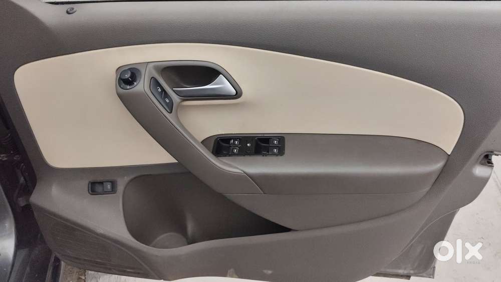 Volkswagen Vento Petrol Highline, 2013, Petrol