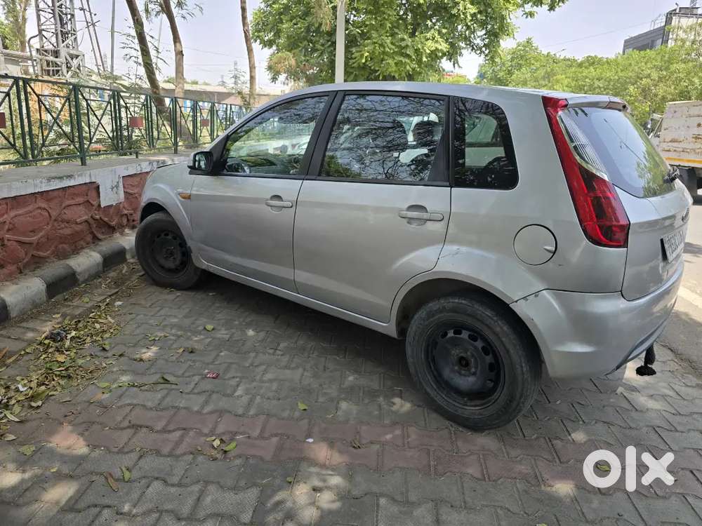 Ford Figo 2011 Diesel 120000 Km Driven