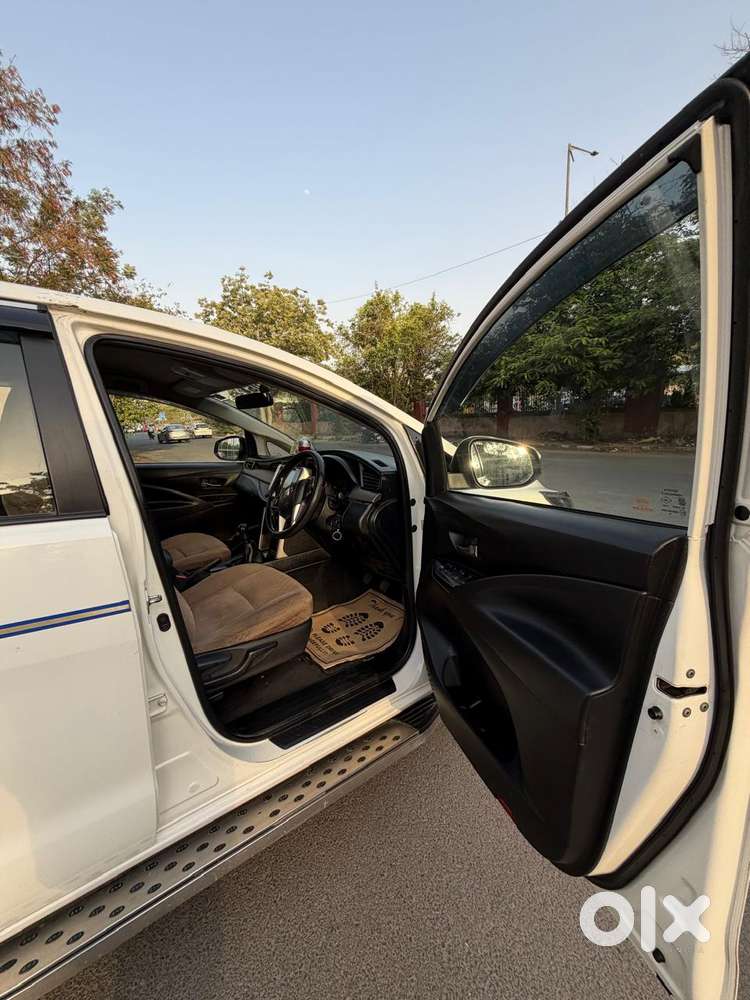 Toyota Innova Crysta 2.4 G Mt 7 Str, 2019, Diesel