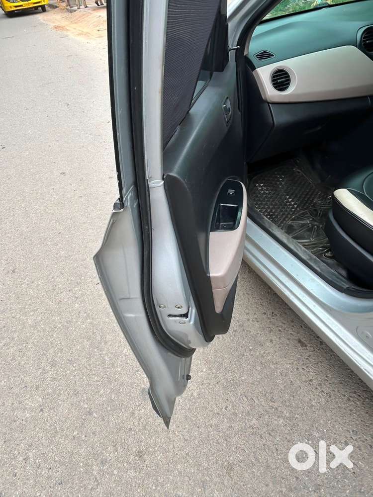 Hyundai Xcent 2017 Diesel Well Maintained