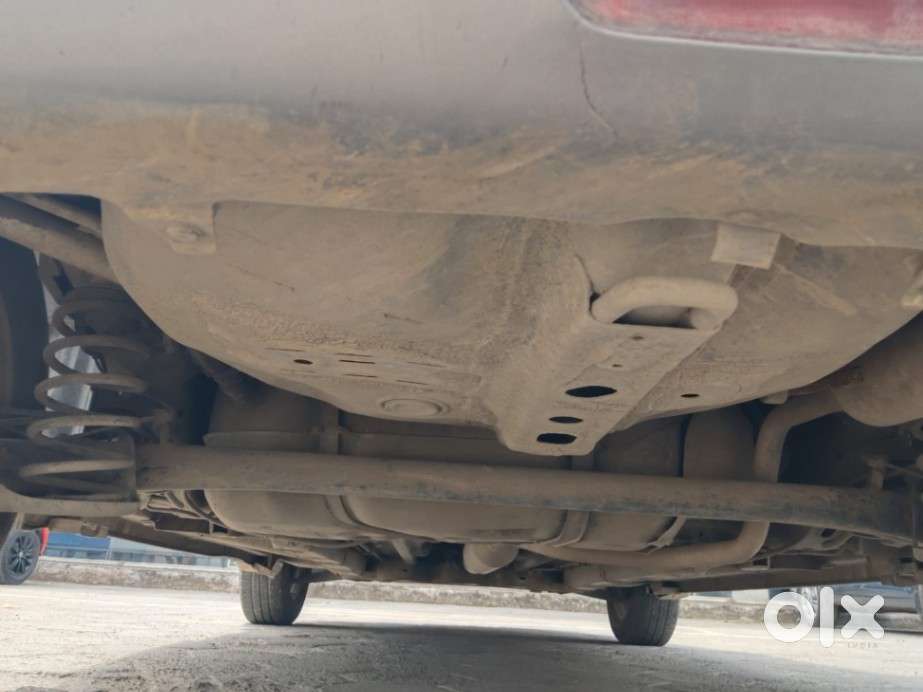 Maruti Suzuki Swift Zxi, 2015, Petrol