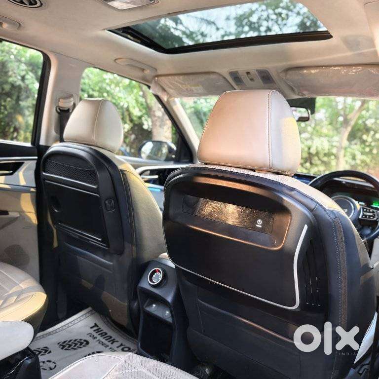 Kia Carens 1.4 Luxury Plus 6 Str, 2022, Petrol