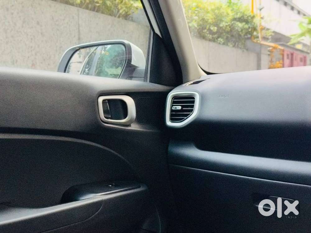 Hyundai Venue Sx Plus Turbo Dct, 2022, Petrol