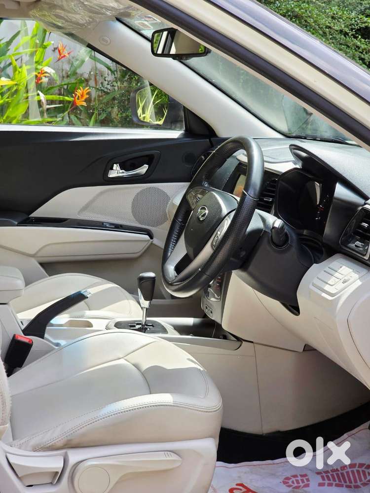 Mahindra Xuv300 W8 Diesel, 2022, Diesel
