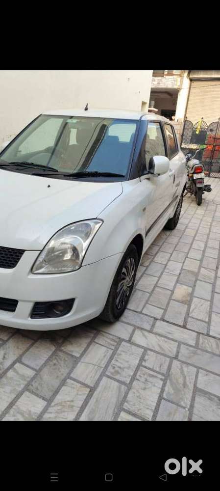 Maruti Suzuki Swift 2004-2010 1.3 Zxi, 2011, Petrol