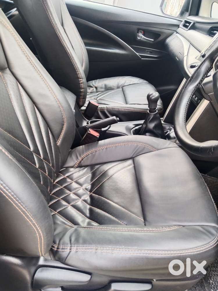 Toyota Innova Crysta 2.8 Gx At 8s, 2023, Diesel