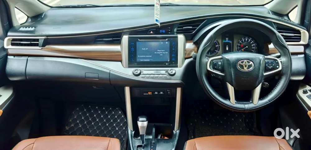 Toyota Innova Crysta 2.8 Zx At 7 Seater, 2017, Diesel