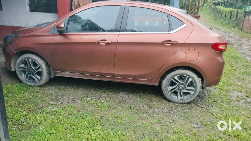 Tata Tigor Petrol 2017