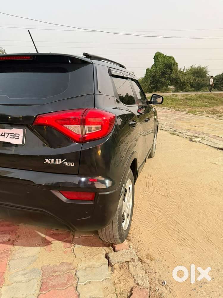 Mahindra Xuv300 W6 Diesel, 2020, Diesel