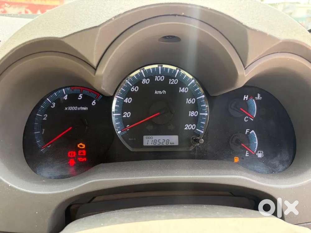 Toyota Innova 2008 Diesel Car