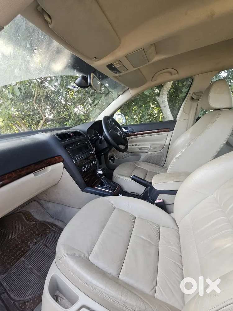 Skoda Laura 2011 Diesel 160000 Km Driven