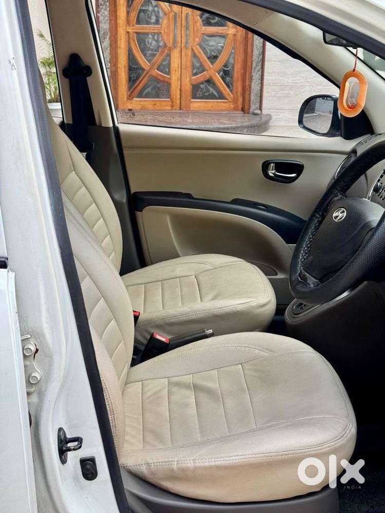 Hyundai I10 Sportz, 2012, Petrol
