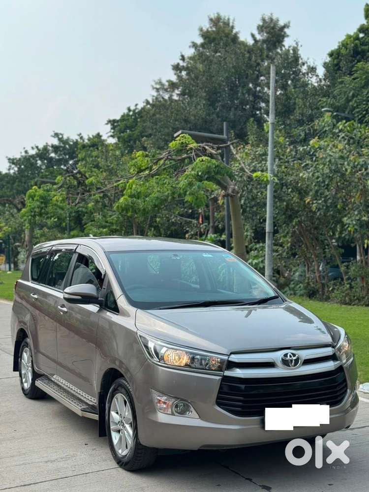 Toyota Innova Crysta [2020-ongoing] 2.4 Gx 7 Str, 2018, Diesel