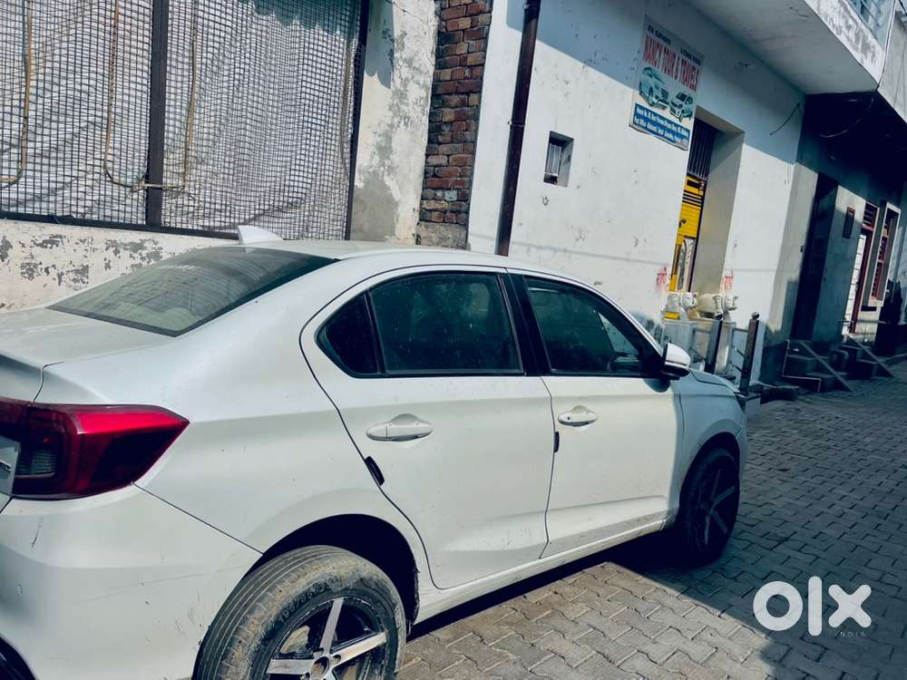 Honda Amaze 2024 Km Driven