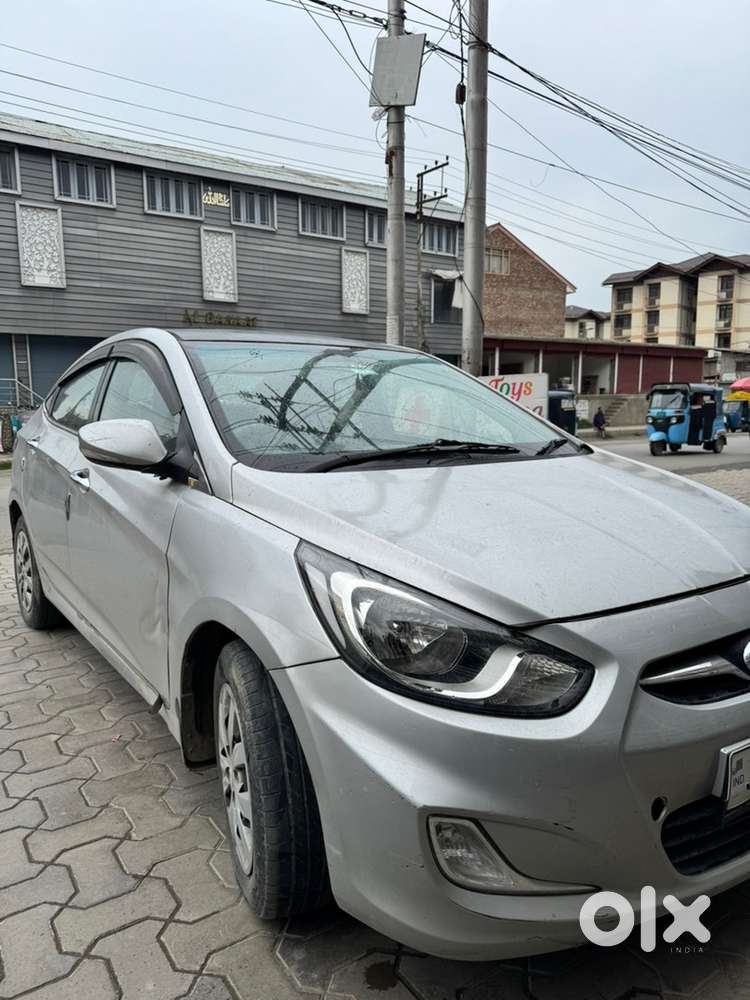 Hyundai Verna Diesel Manual 2013 Model