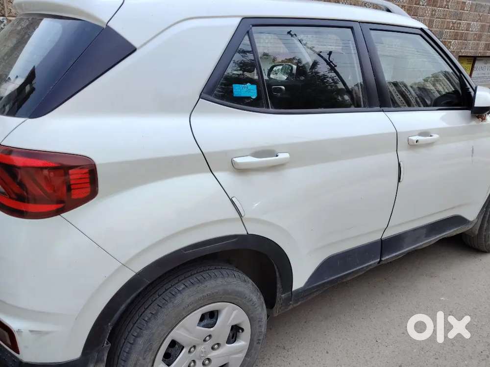 Hyundai Venue Petrol 2019