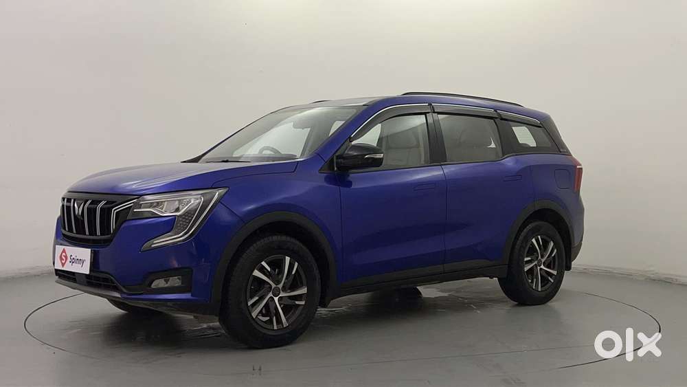 Mahindra Xuv700 2.0 Ax 5 Petrol Mt 7 Str, 2022, Petrol