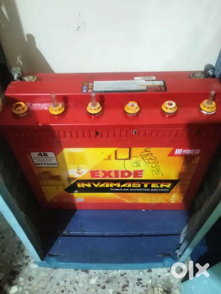 Inverter with battery and cover