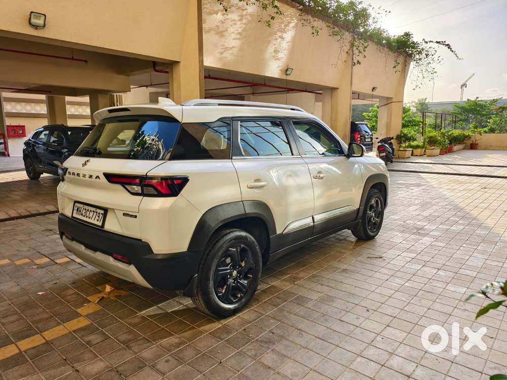 Maruti Suzuki Brezza 1.5 Zxi Smart Hybrid, 2022, Petrol