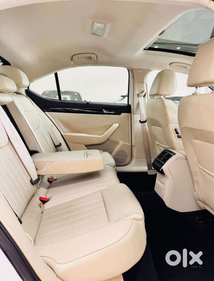 Skoda Superb 2.0 L&k Tsi At, 2017, Petrol