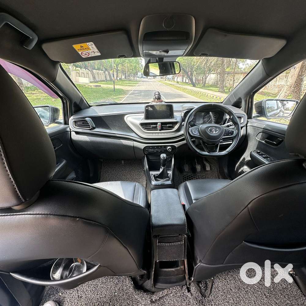 Tata Altroz 1.2 Xt I-turbo Dark Edition, 2023, Petrol