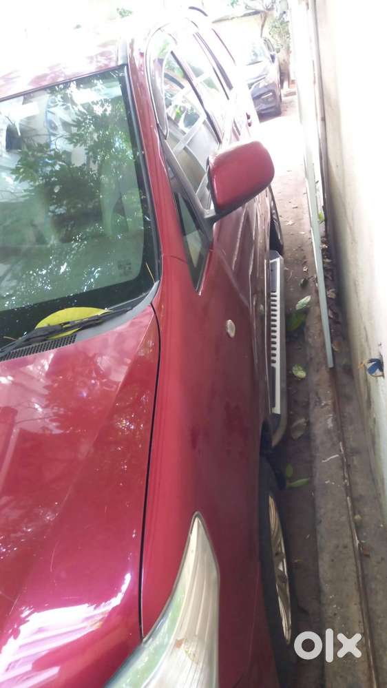 Toyota Innova 2010