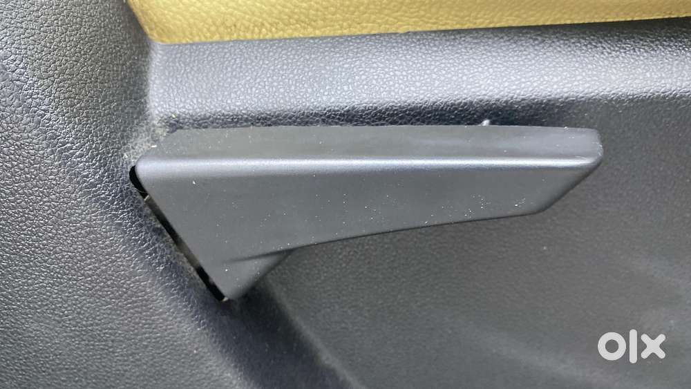 Mahindra Kuv 100 Mfalcon G80 K4 Plus 5str, 2016, Petrol