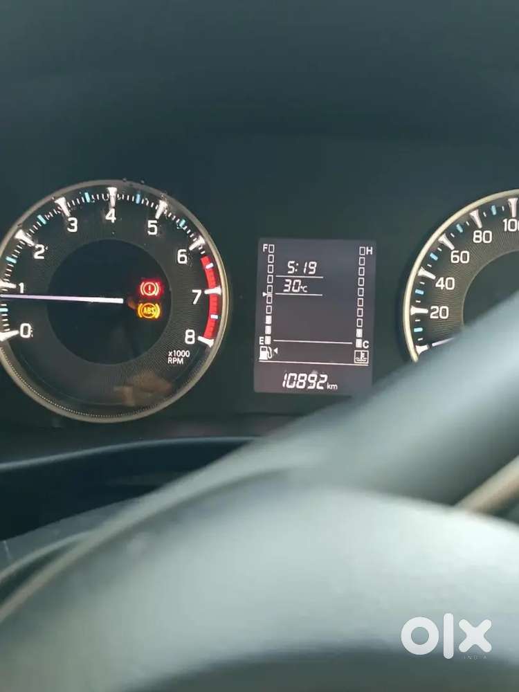 Low Km Fronx 2024 Petrol Manual_showroom Condition