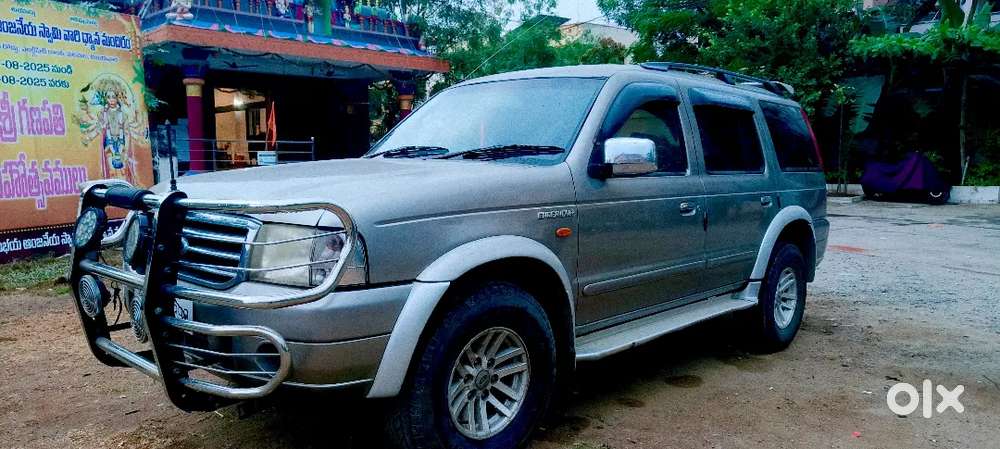 Ford Endeavour 2005 Diesel Well Maintained , Ac Not,working Remaining