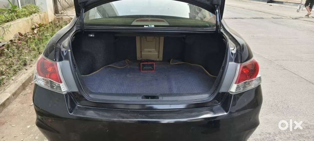 Honda Accord 2.4 Manual, 2011, Petrol