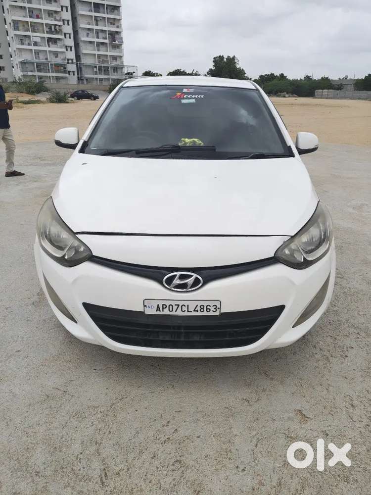 Hyundai I20 Sportz 2013 Diesel Car