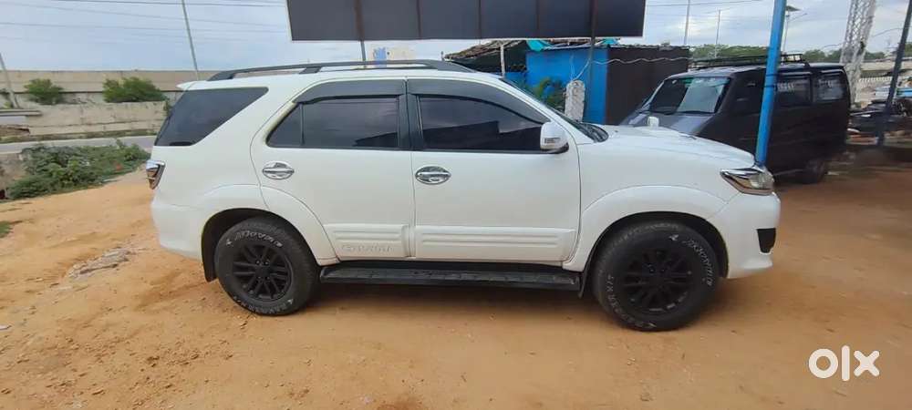 Toyota Fortuner Diesel Manual 2014