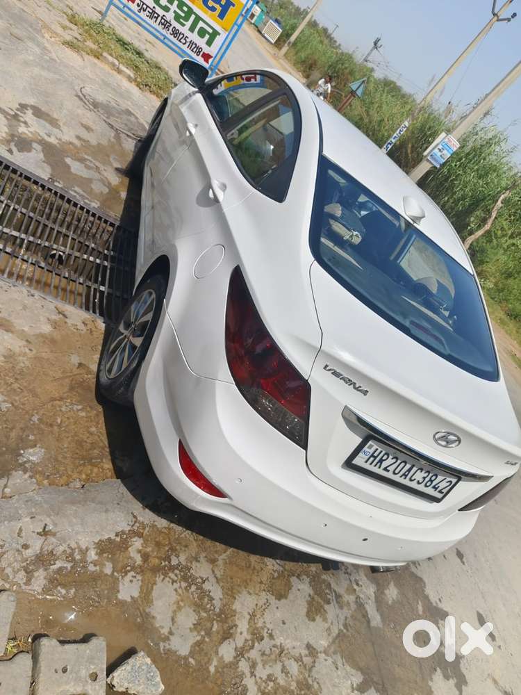 Hyundai Fluidic Verna 2014 Diesel Manual