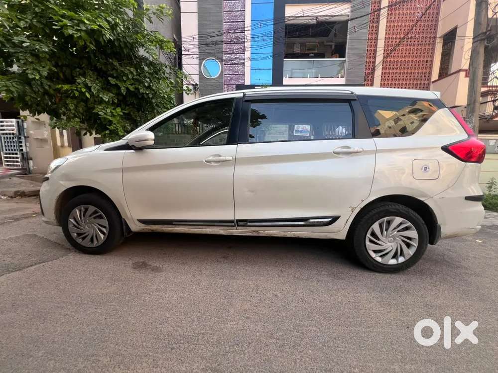 Maruti Suzuki Ertiga Vxi 2024