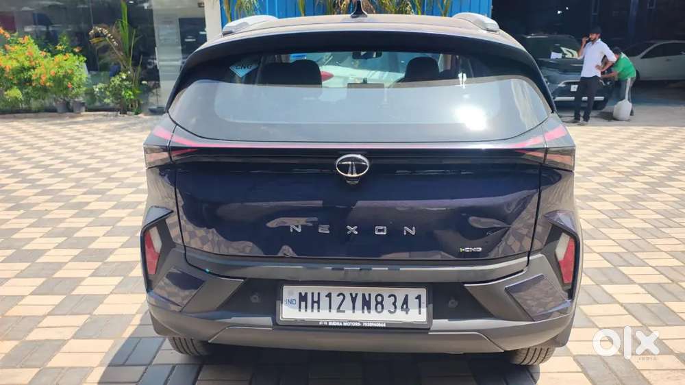 3000/- Only Selling Old Minor Dent Car Dickey Nexon Pure+ S