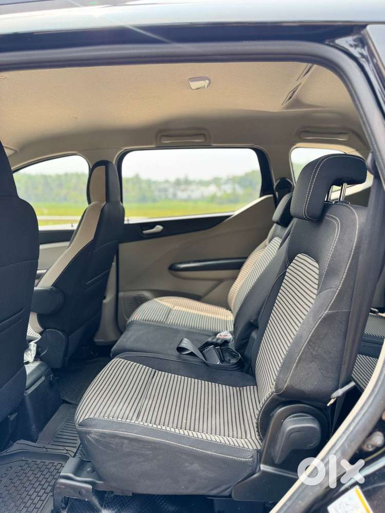 Renault Triber Rxz Easy-r Amt, 2024, Petrol