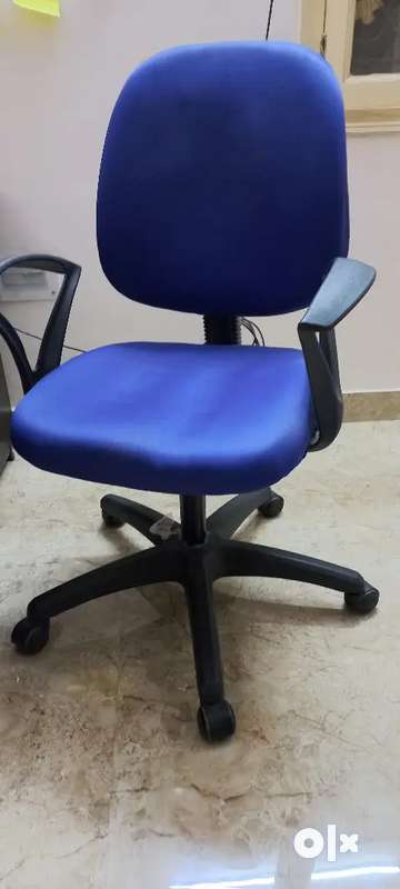 Olx 2024 rolling chair