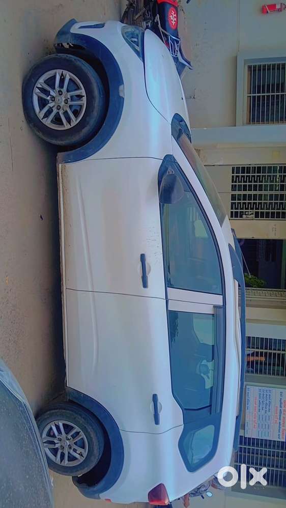 Renault Triber Petrol/cng  2022 Model