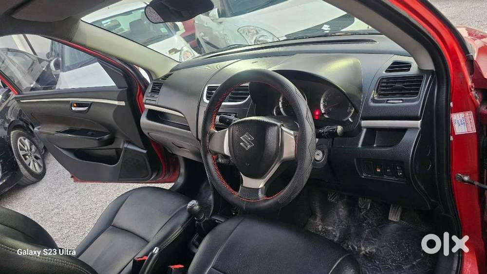 Maruti Suzuki Swift Vxi + Manual, 2013, Petrol