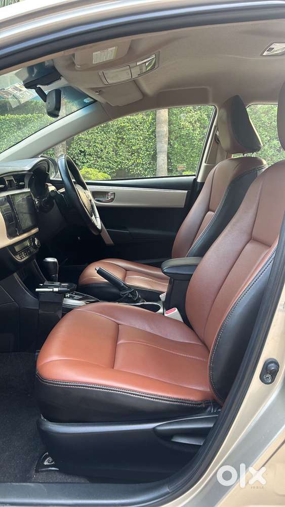 Toyota Corolla Altis G At, 2016, Petrol