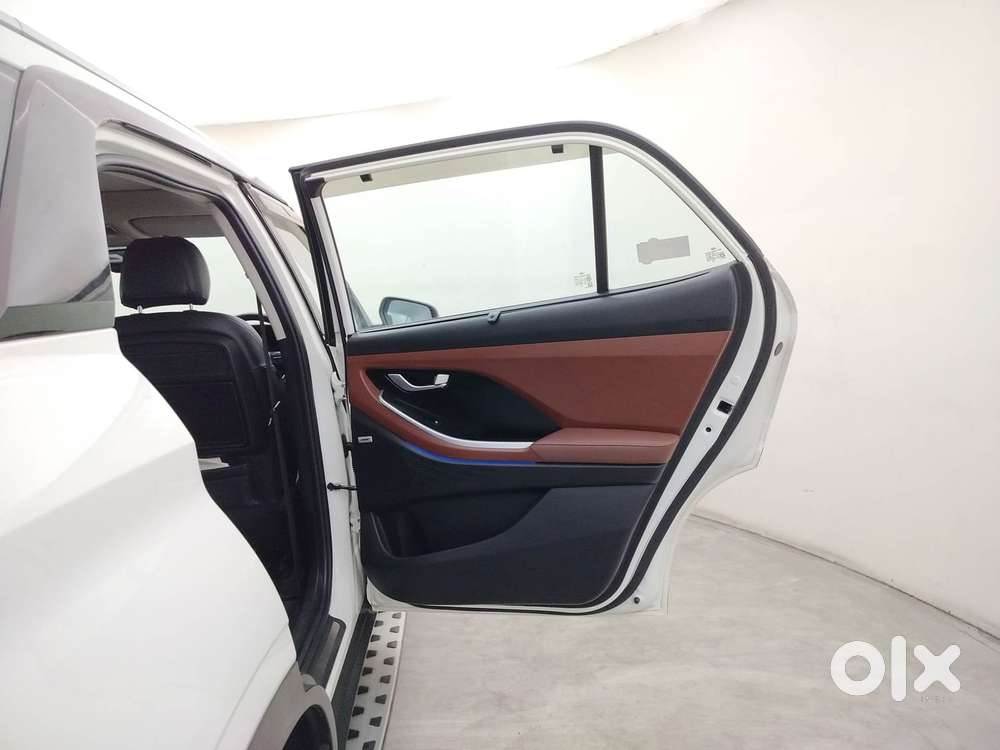 Hyundai Alcazar 2.0 Platinum (o) Petrol At 6 Str, 2021, Petrol