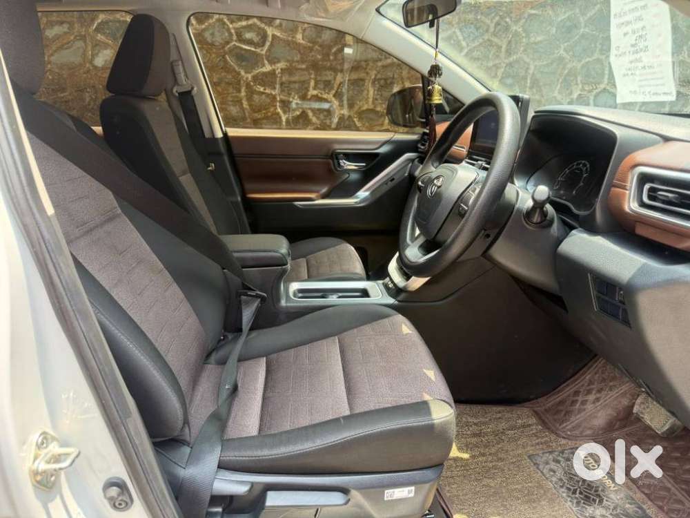 Toyota Innova Hycross Gx (o), 2024, Petrol