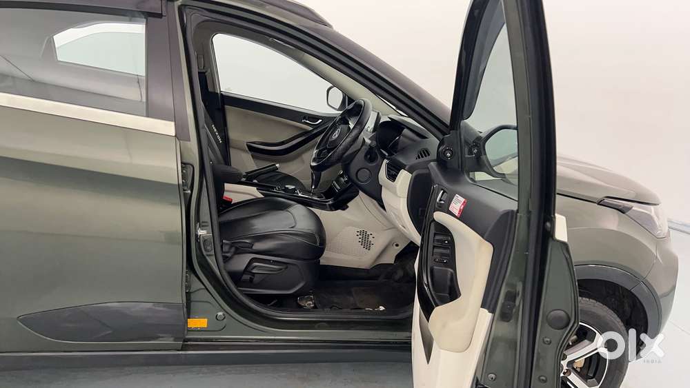 Tata Nexon 1.2 Revotron Xza Plus, 2022, Petrol