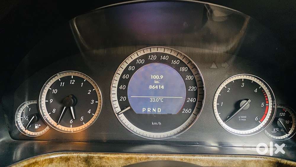 Mercedes-benz E-class 2011