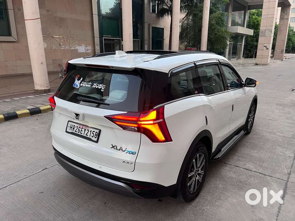 Mahindra Xuv700 2.0 Ax 7 Petrol Mt Str, 2022, Diesel