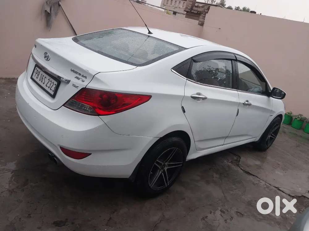 Honda . Km 83000. Diesel . Owner 4.automatic